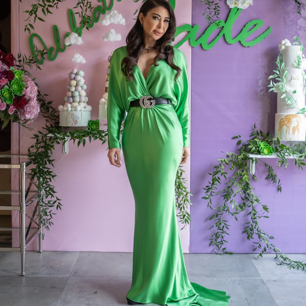 Monique Lhuillier Green Gown, Size 6 ( fits  size 4)